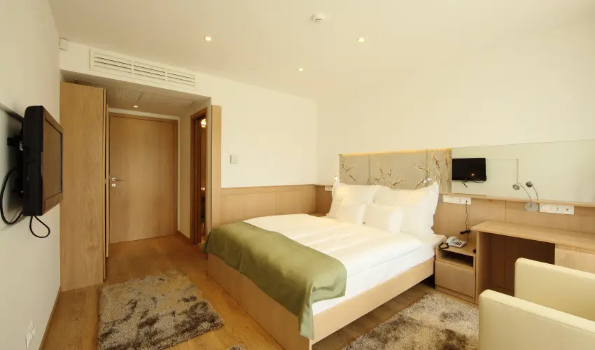 Hotel Historia Malomkert Veszpr�m - Senior h�tk�znapok (min. 2 �j)