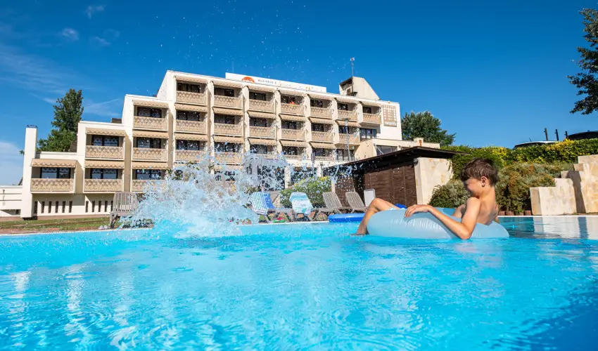 Hotel Margarta Balatonfred - Meghitt karcsony flpanzis elltssal (min. 2 j)