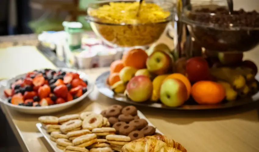 S�ndor Hotel P�cs - Kedvezm�nyes �r csal�dok r�sz�re reggelivel (1 �jt�l)