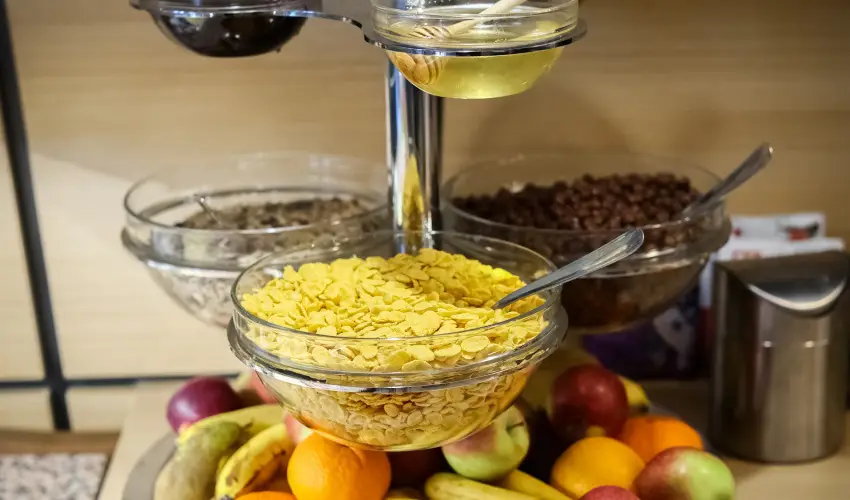 S�ndor Hotel P�cs - Kedvezm�nyes �r csal�dok r�sz�re reggelivel (1 �jt�l)