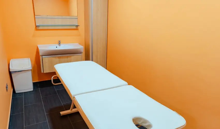 S�ndor Hotel P�cs - Kedvezm�nyes �r csal�dok r�sz�reak �nell�t�ssal (1 �jt�l)