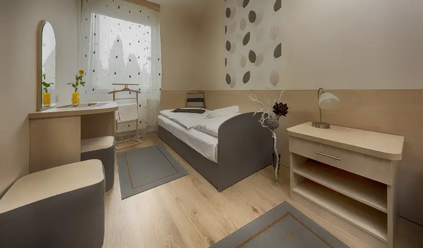 Hotel Napf�ny Zalakaros - Kedvezm�nyes aj�nlat f�lpanzi�val (min. 2 �j)