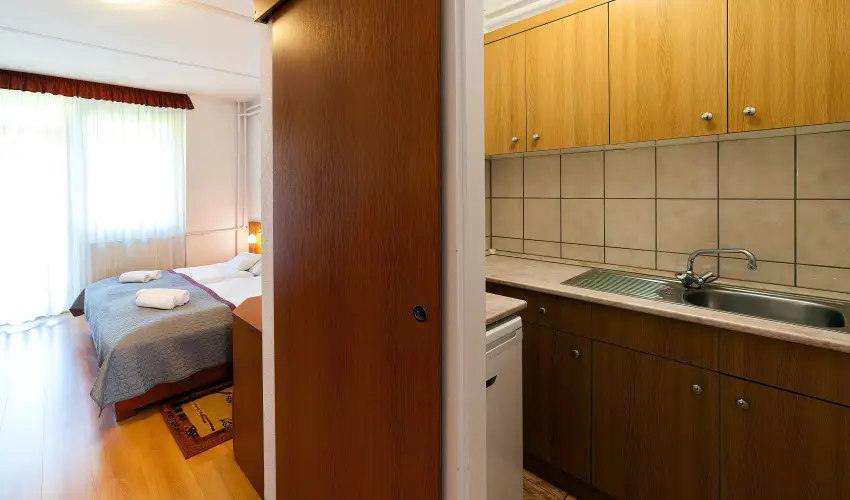 Hotel Napf�ny Zalakaros - Kedvezm�nyes aj�nlat f�lpanzi�val (min. 2 �j)