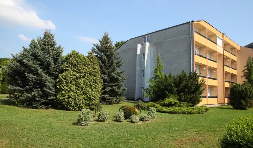 Hotel Napsugr Hvz Hvz - Kedvezmnyes r csaldok rszreak reggelis elltssal (1 jtl)