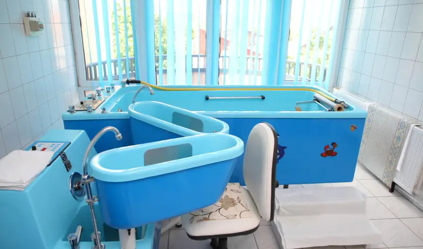 Hotel Napsugr Hvz Hvz - Kedvezmnyes r csaldok rszreak reggelis elltssal (1 jtl)