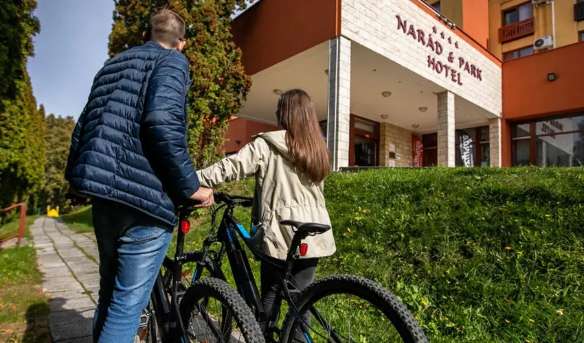 Hotel Nard Mtraszentimre - Ngy jszaks r flpanzival