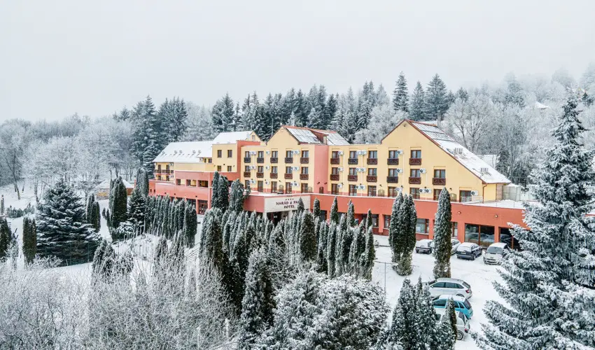 Hotel Nard Mtraszentimre - Ngy jszaks r flpanzival