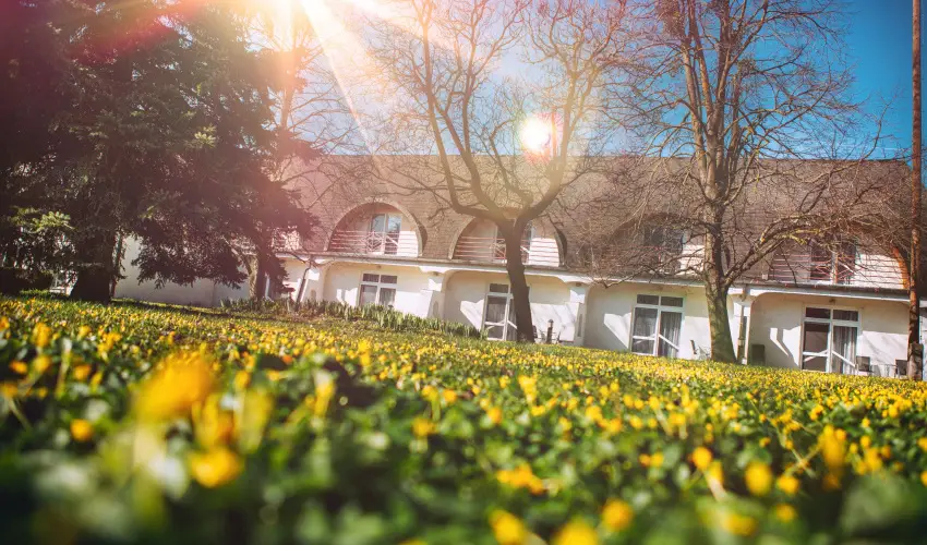 Hotel Ovit Keszthely - Kedvezm�nyes �r csal�dok r�sz�reak reggelis ell�t�ssal (1 �jt�l)