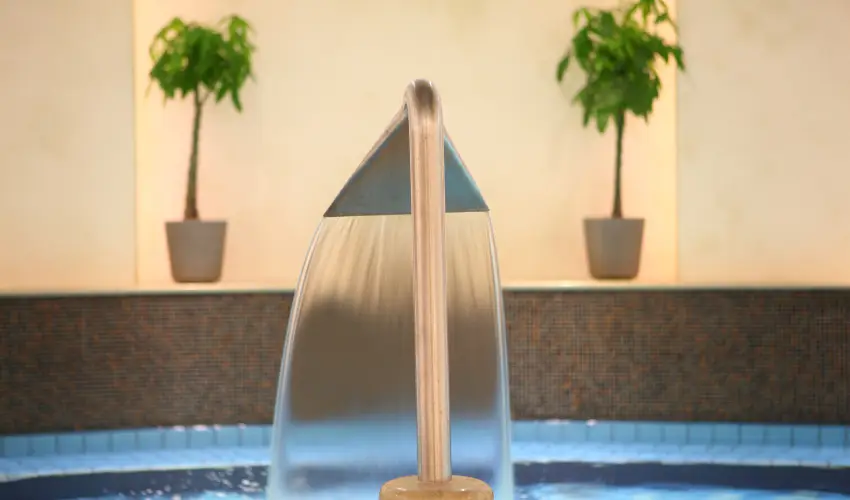 Palace Hotel  Hvz - Kedvezmnyes r csaldok rszre teljes elltssal (1 jtl)