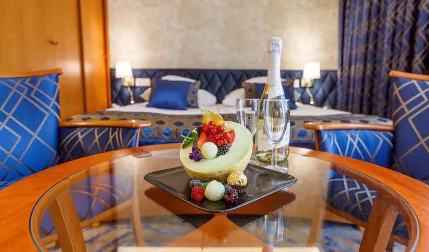 Palace Hotel  Hvz - Kedvezmnyes r csaldok rszre teljes elltssal (1 jtl)