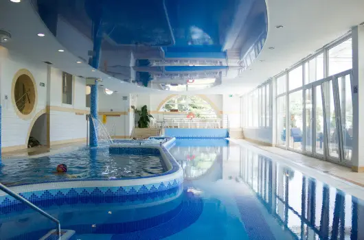 Hotel Panor�ma Balatongy�r�k - P�nk�sd (min. 2 �j)