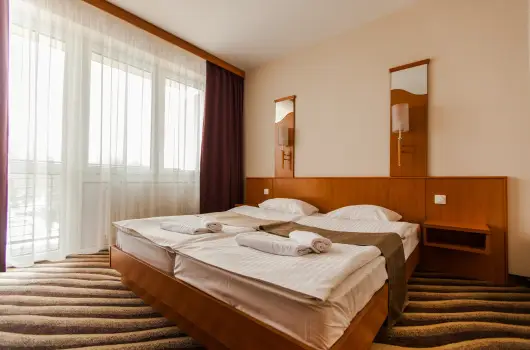 Pr�mium Hotel Panor�ma - Kedvezm�nyes �r csal�dok r�sz�reak f�lpanzi�s ell�t�ssal (1 �jt�l)