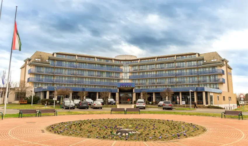 Park Inn by Radisson Srvr Resort & Spa Srvr - Kedvezmnyes r csaldok rszre all inclusive elltssal (1 jszaktl)