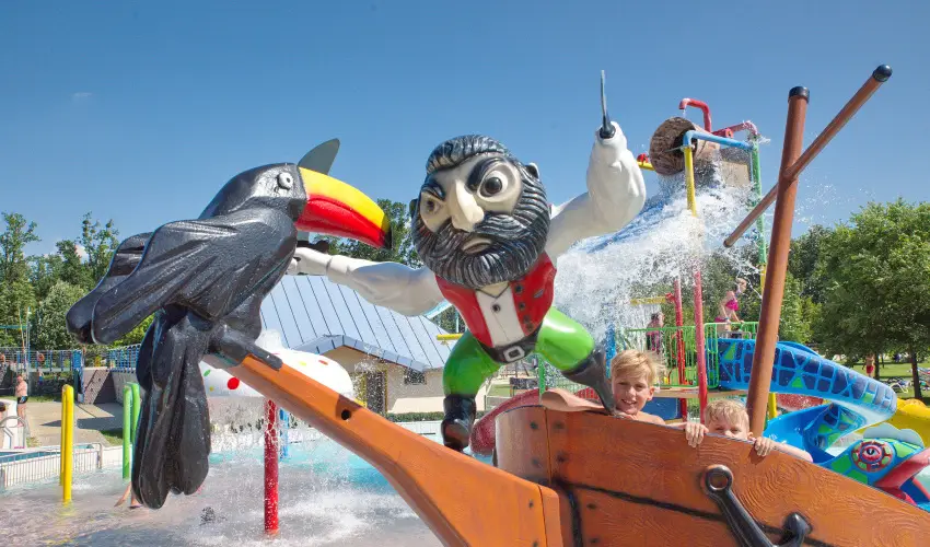 Park Inn by Radisson Srvr Resort & Spa Srvr - Kedvezmnyes r csaldok rszre all inclusive elltssal (1 jszaktl)