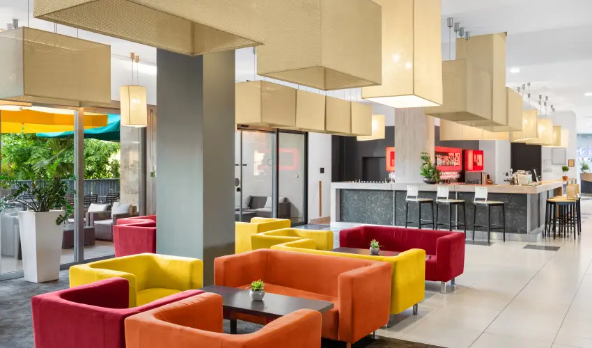 Park Inn by Radisson S�rv�r Resort & Spa S�rv�r - Mer�lj el a ny�rban! (1 �jt�l)