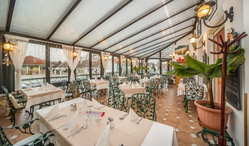 Hotel Piroska Bk, Bkfrd - Legjobb r (min. 4 j)