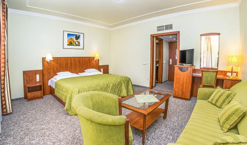 Silver Hotel Hajdszoboszl - Silver napok flpanzival (2-3 j)