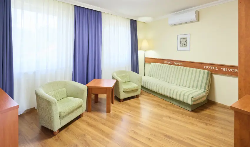 Silver Hotel Hajd�szoboszl� - Kedvezm�nyes �r csal�dok r�sz�re f�lpanzi�val 