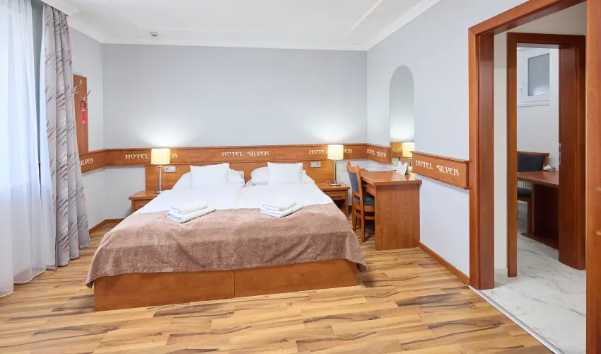 Silver Hotel Hajd�szoboszl� - Kedvezm�nyes �r csal�dok r�sz�re f�lpanzi�val 