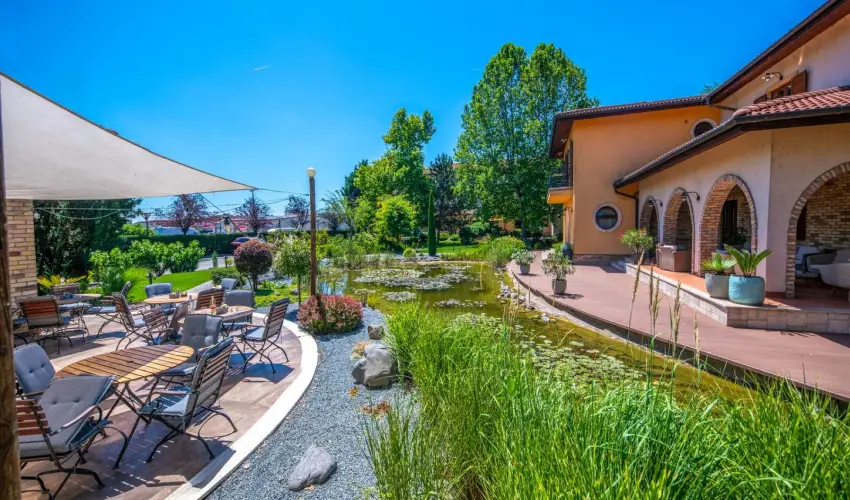Hotel St�ci� Wellness & Konferencia Vecs�s - St�ci� Kar�csony (min. 2 �j)