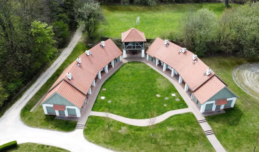 Hotel Sz�palma Porva-Sz�palmapuszta - H�tv�g�k a Bakonyban (min. 2 �j)