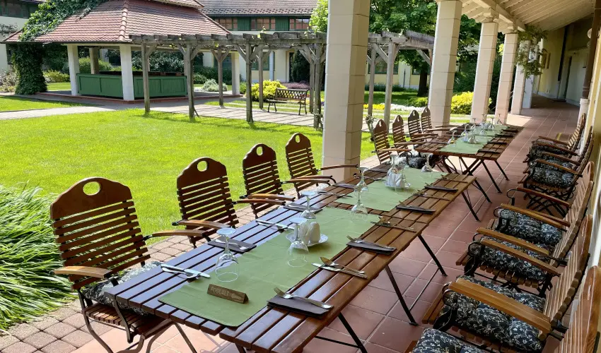 Hotel Sz�palma Porva-Sz�palmapuszta - H�tv�g�k a Bakonyban (min. 2 �j)