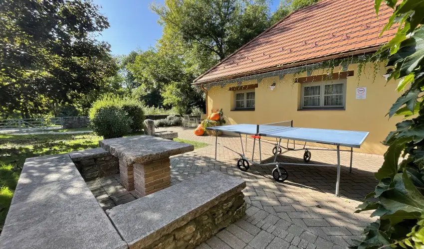 Hotel Sz�palma Porva-Sz�palmapuszta - H�tv�g�k a Bakonyban (min. 2 �j)