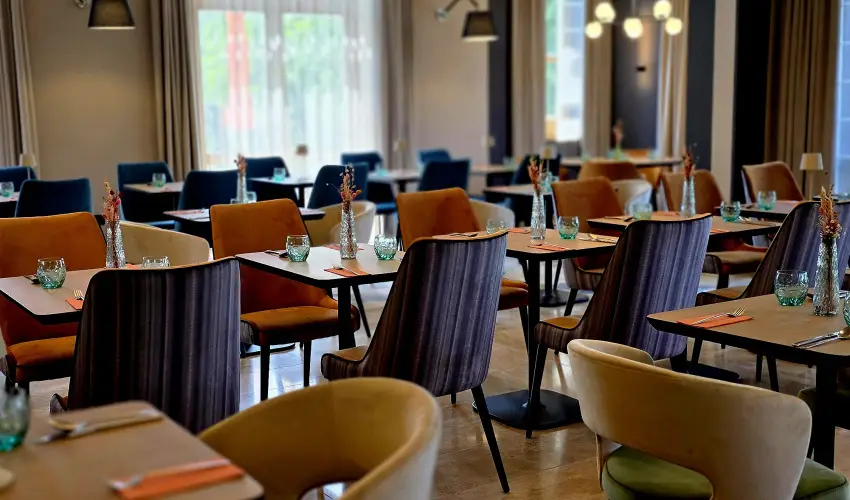 Hotel V�csecity Hern�dv�cse - Kedvezm�nyes �rak (min. 2 �j)