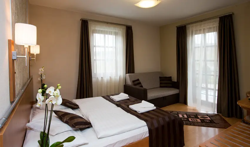 Hotel Villa Vlgy Eger - Szobarak flpanzis elltssal (min. 3 j)