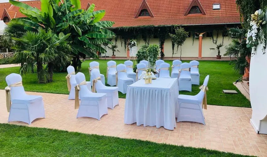 Hotel Vinum Wellness s Konferencia Hotel Kiskrs - Legjobb r (1 jtl)