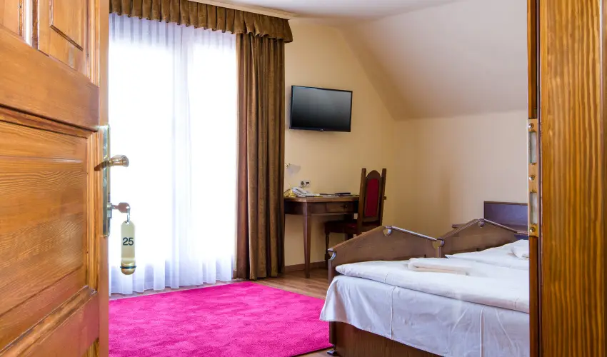 Hotel Vinum Wellness s Konferencia Hotel Kiskrs - Legjobb r (1 jtl)