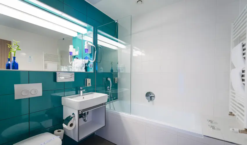 Hotel Yacht Wellness & Business Sifok - Kedvezmnyes r csaldok rszre flpanzival (1 jtl)