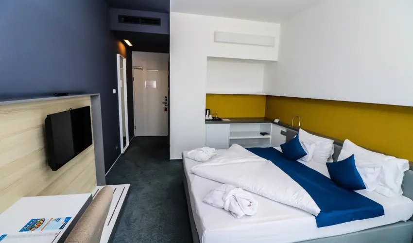 Hotel Yacht Wellness & Business Sifok - Kedvezmnyes r csaldok rszre flpanzival (1 jtl)