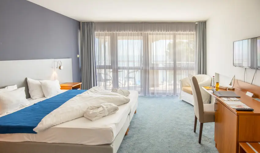 Hotel Yacht Wellness & Business Sifok - Kedvezmnyes r csaldok rszre flpanzival (1 jtl)