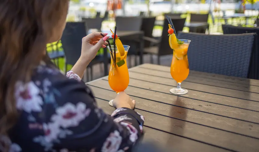 Hotel Yacht Wellness & Business Sifok - Kedvezmnyes r csaldok rszre flpanzival (1 jtl)