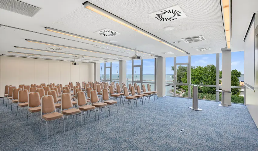 Hotel Yacht Wellness & Business Si�fok - Senior aj�nlat (1 �jt�l)