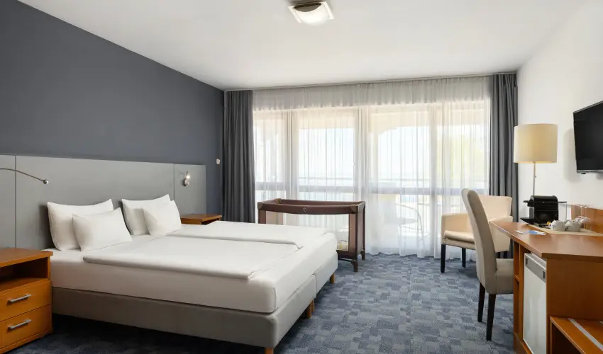 Hotel Yacht Wellness & Business Si�fok - Senior aj�nlat (1 �jt�l)