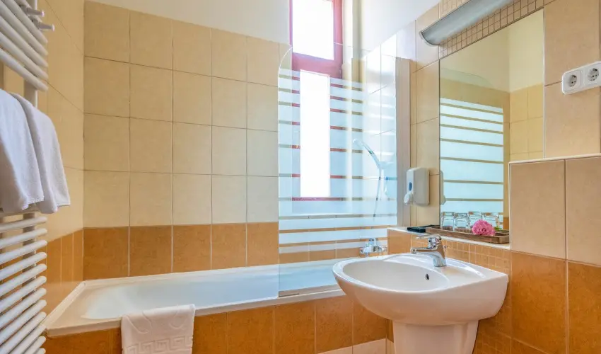 Hotel Anna Villa Balatonfldvr - Fszezoni ajnlat (min. 3 j)