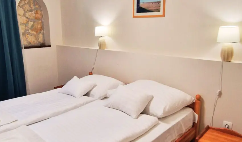 Therm�l Apartmanh�z Kom�rom - Novemberi akci� (min. 2 �j)