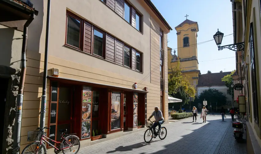 HR Apartmanhz Eger - Kedvezmnyes r csaldok rszreak