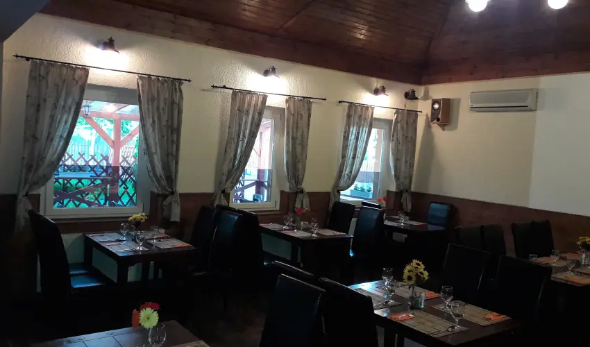 Hungria Panzi Miskolctapolca - Kikapcsolds Miskolctapolcn flpanzival (min. 2 j)