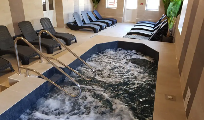 Hungria Panzi Miskolctapolca - Kikapcsolds Miskolctapolcn flpanzival (min. 2 j)