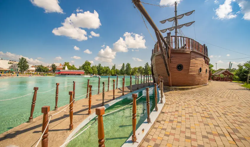 Hungarospa Thermal Hotel Hajdszoboszl - Kedvezmnyes r csaldok rszreak flpanzival, frdbelpvel (1 jtl)