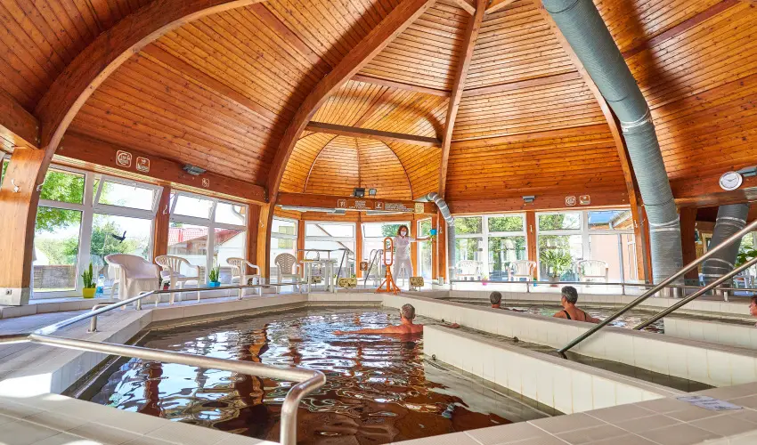 Hungarospa Thermal Hotel Hajdszoboszl - Kedvezmnyes r csaldok rszreak flpanzival, frdbelpvel (1 jtl)