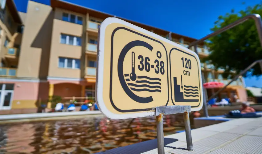 Hungarospa Thermal Hotel Hajdszoboszl - Kedvezmnyes r csaldok rszreak flpanzival, frdbelpvel (1 jtl)