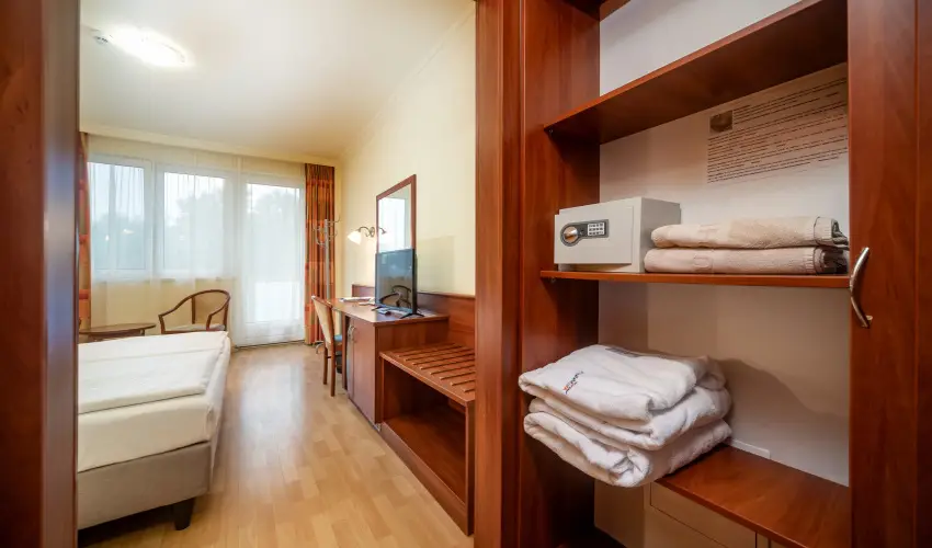 Hungarospa Thermal Hotel Hajdszoboszl - Kedvezmnyes r csaldok rszreak flpanzival, frdbelpvel (1 jtl)