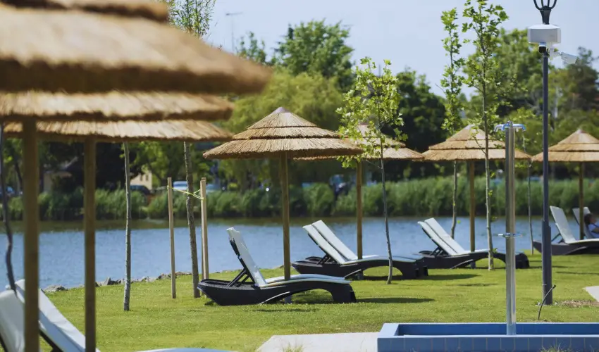 Hungarospa Thermal Hotel Hajdszoboszl - Kedvezmnyes r csaldok rszreak flpanzival, frdbelpvel (1 jtl)