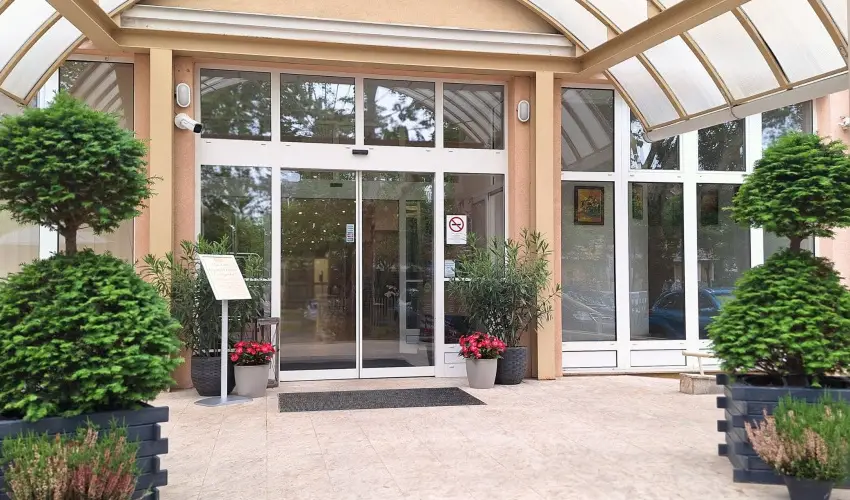 Hungarospa Thermal Hotel Hajdszoboszl - Kedvezmnyes r csaldok rszreak flpanzival, frdbelpvel (1 jtl)