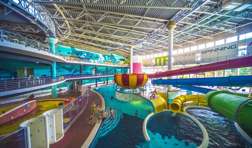 Hunguest Szeged (kor�bbi Forr�s) Szeged - Egy �jszak�s aj�nlat f�rd�bel�p�vel