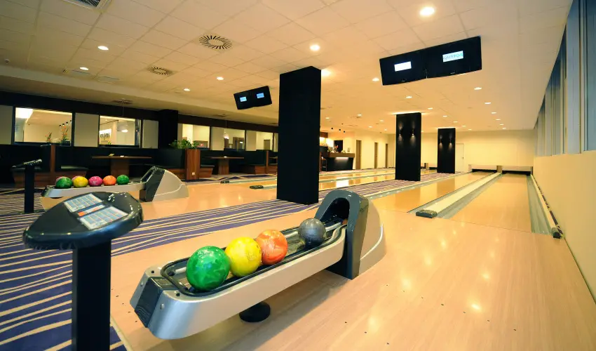 Hunguest Szeged (kor�bbi Forr�s) Szeged - Egy �jszak�s aj�nlat f�rd�bel�p�vel